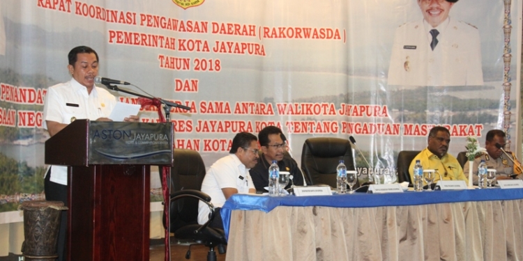 Pengawasan yang natural dan efektif  datang dari kendali iman