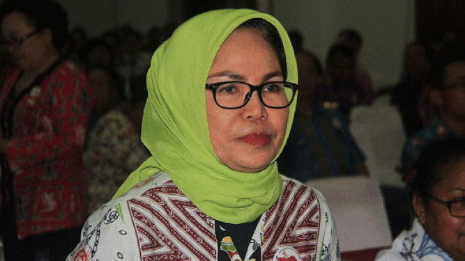 Kepala Dispendukcapil Kota Jayapura, Merlan S. Uloli