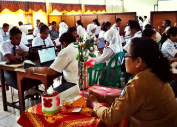 Suasana berlangsungnya UNBK Tahun 2018 di SMA Negeri 1 Biak Numfor