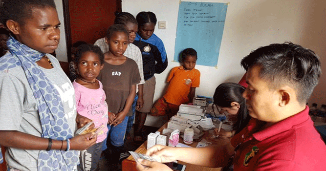 Kegiatan pelayanan kesehatan gratis bagi warga Kampung Honelama, Wamena, Papua