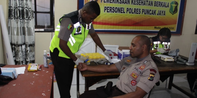 Ciptakan Polisi Sehat, Dokkes Polda Papua Periksa Personil Polres