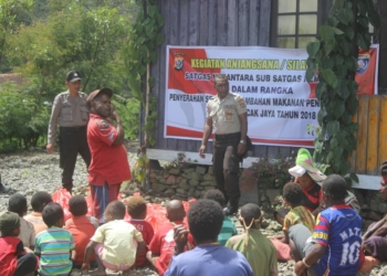 Jaga Kamtibnas Binmas Polres Puncak Jaya Sambangi Kampung Kulirik