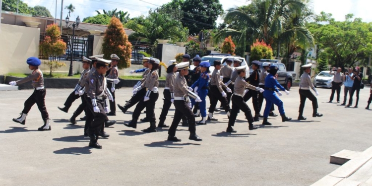 Penampilan POCIL Semarakkan HUT Bhayangkara ke – 72 di Biak