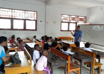 Polda Papua Gencar Sosialisasikan Bahaya Narkoba dan Miras Kepada Siswa Baru