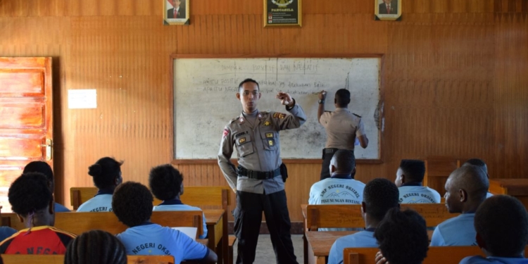 Tiga Hari Berlatih, Personil Binmas Polres Pegubin siap Mengajar di Sekolah