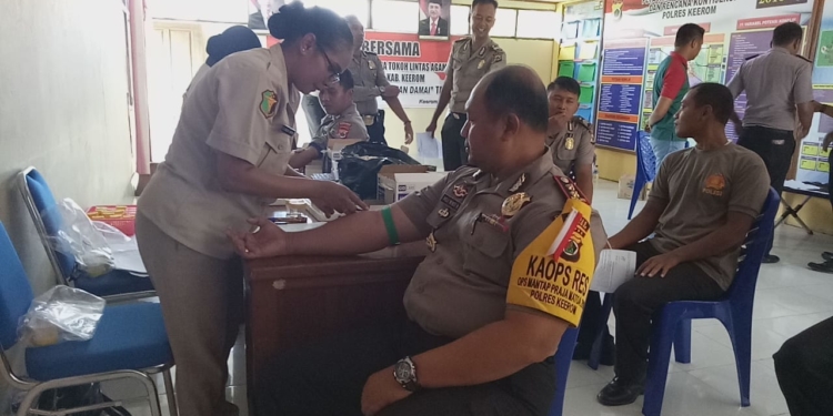 Ciptakan Polisi Sehat, Biddokes Gelar Pemeriksaan Rutin Personil Polda Papua