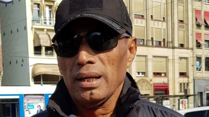 Walikota Jayapura, Dr. Benhur Tommy Mano, saat di wawancarai di Amsterdam