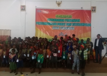 Ciptakan Generasi Sehat, ini Pesan Kasat Binmas kepada Anak-anak di Paniai