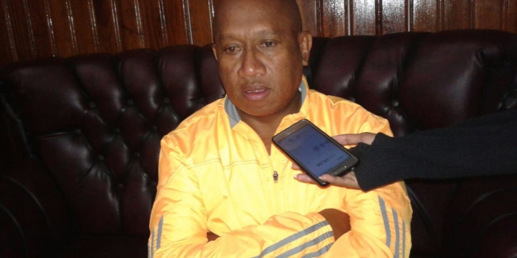 Sekda Biak Numfor, Markus Oktovianus Mansnembra, MM