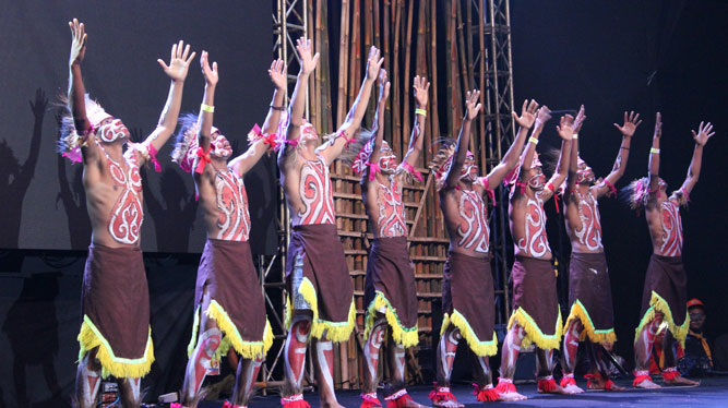 Ilustrasi tarian Papua