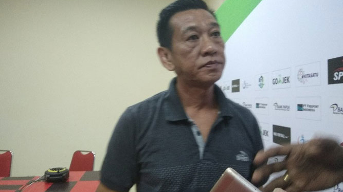 Asisten Pelatih Persipura, Tony Ho / Djaps