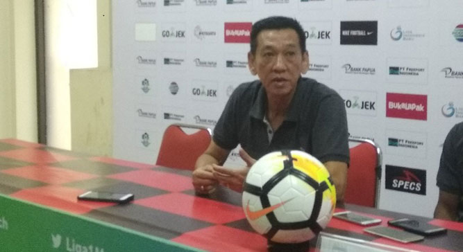 Asisten Pelatih Persipura, Tony Ho / Djaps