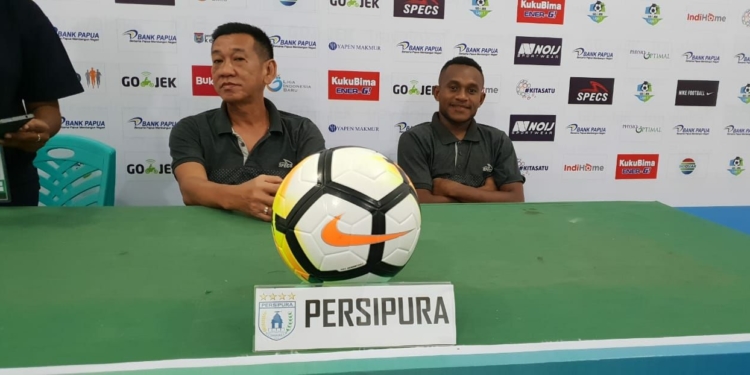 Persipura Incar Poin Penuh di Rumah Saudara Mudanya