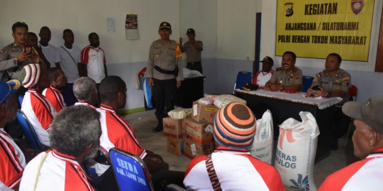 Jalin Silaturahmi, Satgas Binmas Noken Polres Lanny Jaya Sambangi Tomas