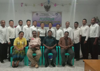 Foto Bersama usai pelepasan ke 12 peserta Magang