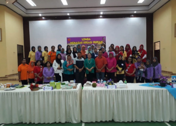 Foto bersama Peserta Lomba Memasak kreasi Durian