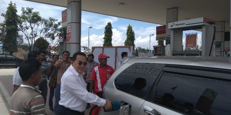 Hari Pelanggan Nasional, Pertamina MOR VIII Beri BBM Gratis