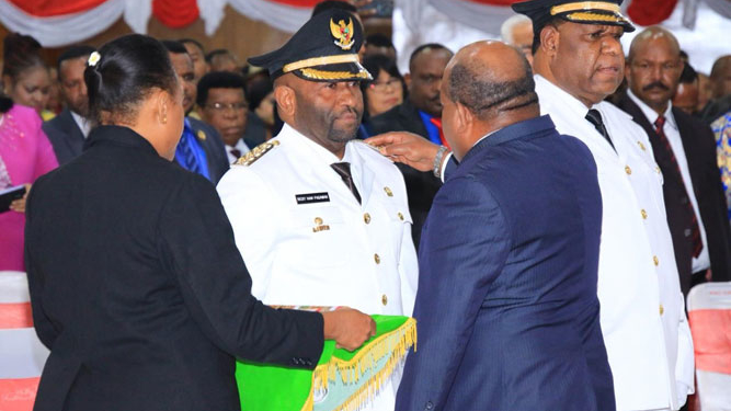 Gubernur Papua Lantik Bupati dan Wakil Bupati Mamberamo Tengah