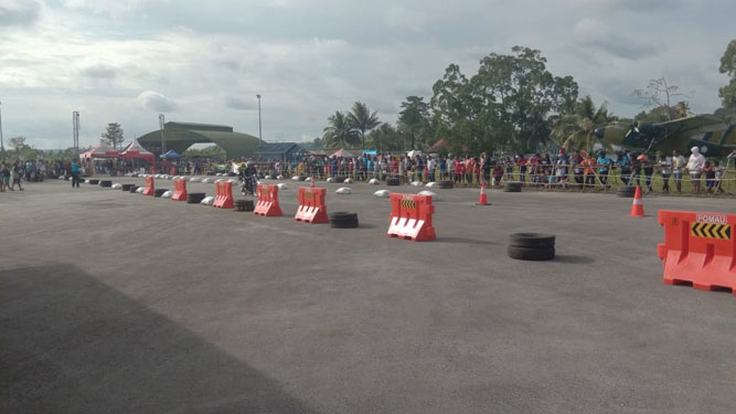 Latihan Resmi hari Pertama pembukaan Drug Bike Championship 2018
