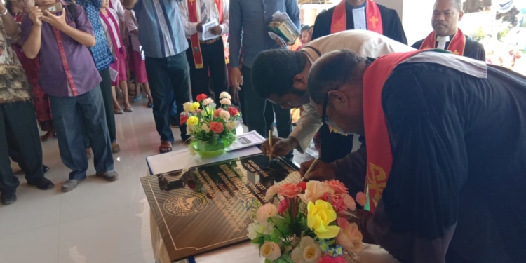 13 Tahun Tertunda, Gedung Gereja Getsemani Mandouw Biak Akhirnya diresmikan