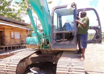 alat Berat yang Komponennya di Curi oleh Pelaku