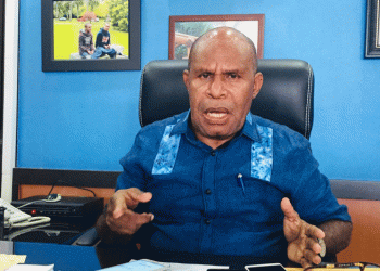 Ketua DPR Papua, Yunus Wonda