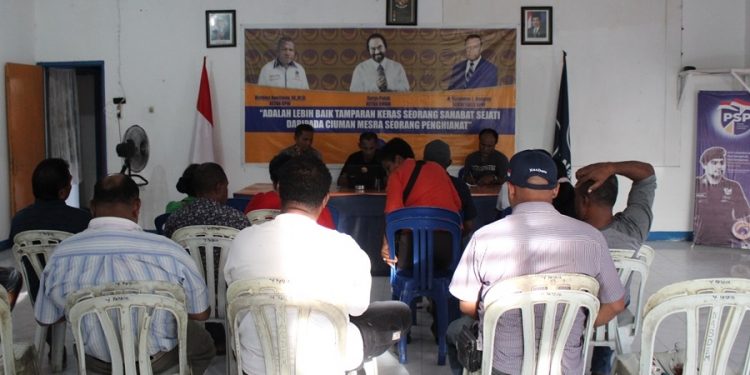 Pertemuan pengurus Caleg kader simpatisan partai Nasdem kabupaten Kepulauan Yapen di Serui/ Inrda