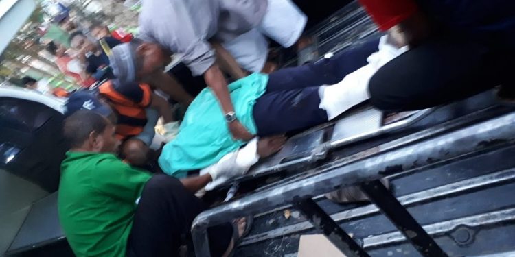 Korban YB saat di evakuasi pada Puskesmas Koya Barat/ Istimewa