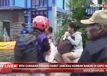 BTM Gunakan Perahu Karet Jangkau Korban Banjir di Expo Waena