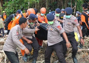 Tim evakuasi polda Papua