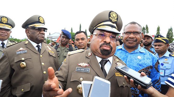 Gubernur Papua, Lukas Enembe, S.IP.,MH