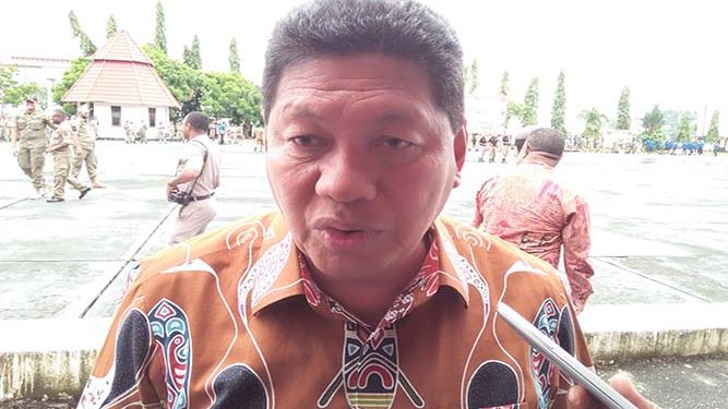 Ketua Umum Perseru Serui, Tony Tesar