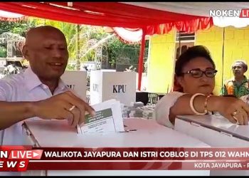 Walikota Jayapura Dan Istri Coblos Di Tps 012 Wahno