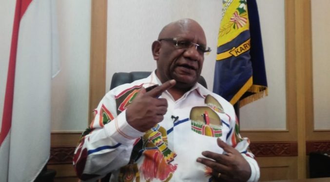 Wakil Gubernur Papua, Klemen Tinal