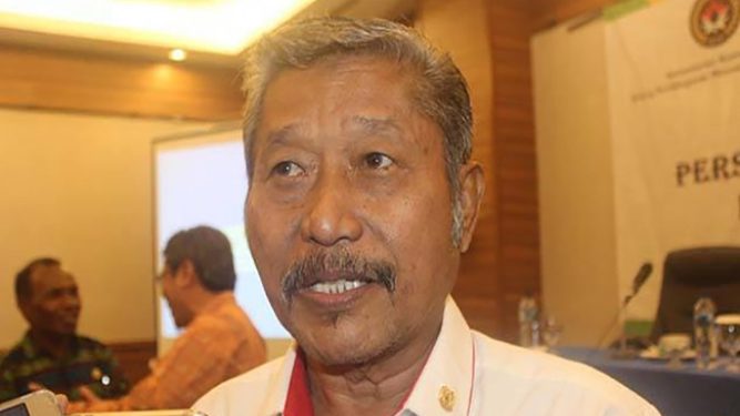 Wakil Ketua Bidang Pembinaan Organisasi Drs. Eman Sumusi