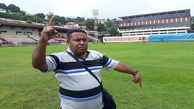 Pemilik Tanah Hak Ulayat Stadion Mandala Gustaf Pui