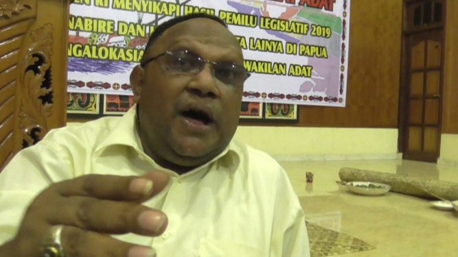John Gobai Minta Pemerintah Segera Fungsikan TPI Waharia di Nabire