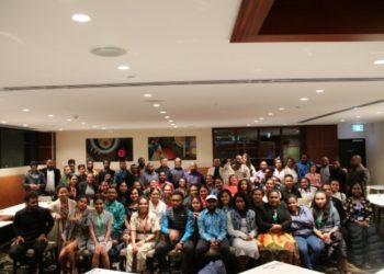 Gubernur Papua Bertemu Dengan Mahasiwa Papua di New Zealand