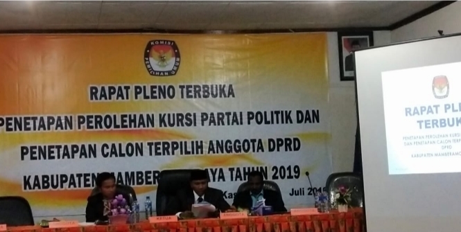 Demokrat Nilai pleno penetapan kursi DPRD Mambramo Tidak Sah