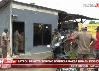 Satpol PP Kota Sorong Bongkar Paksa Rumah Kios di KM 8