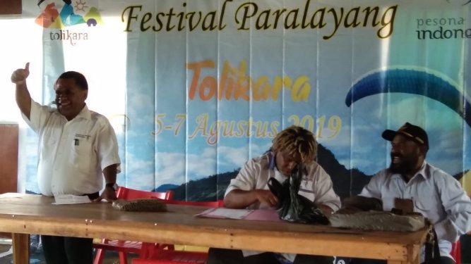Festival Paralayang dan Pensi Budaya Tolikara Sukses