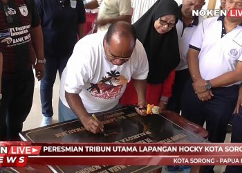 Peresmian Tribun Utama Lapangan Hocky Kota Sorong