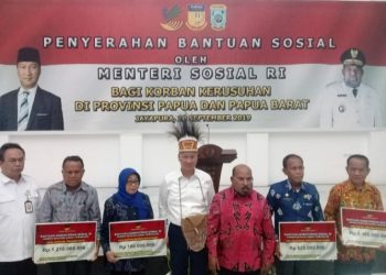 Menteri Sosial Salurkan Bantuan Rp7,3 Miliar Bagi Korban Kerusuhan Papua dan Papua Barat