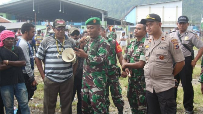 Tidak Adanya Ijin Aksi, Kapolres dan Dandim Bubarkan Massa