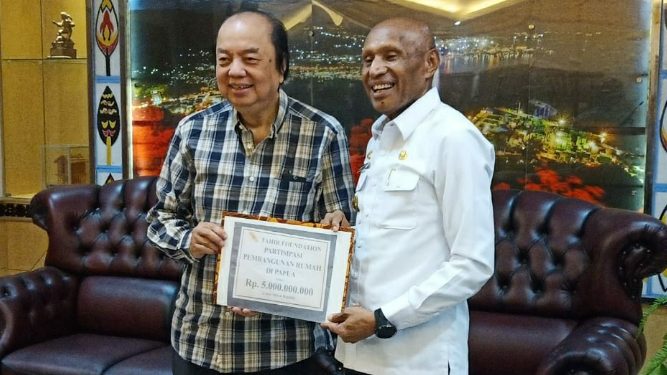 Peduli Warga Korban Anarkis Kota Jayapura, Bank Mayapada Bantu Dana Cash 5 Milyar