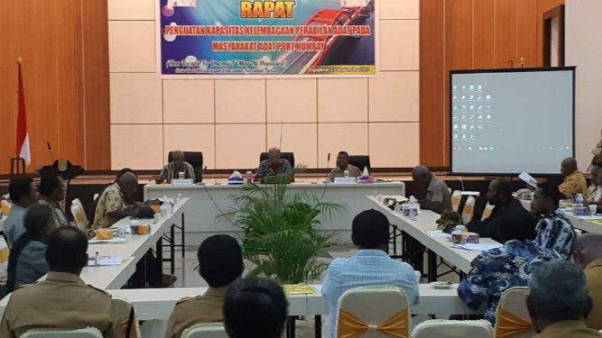 Pemkot Jayapura Dorong Penguatan Kapasitas Peradilan Adat