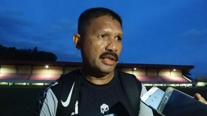 Sepakbola PON Keluhkan 4 Bulan Belum Bayar Honor
