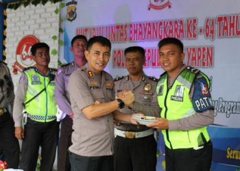 Polres Yapen Gelar Syukuran HUT Polantas Ke-64
