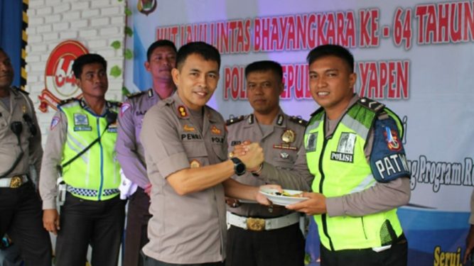Polres Yapen Gelar Syukuran HUT Polantas Ke-64