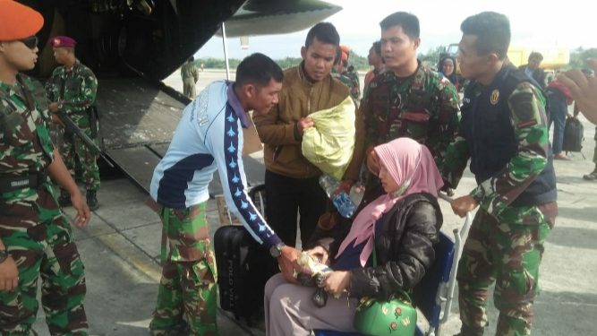 lanud Silas Papare Evakuasi 1000 Pengungsi Dari Wamena ke Jayapura